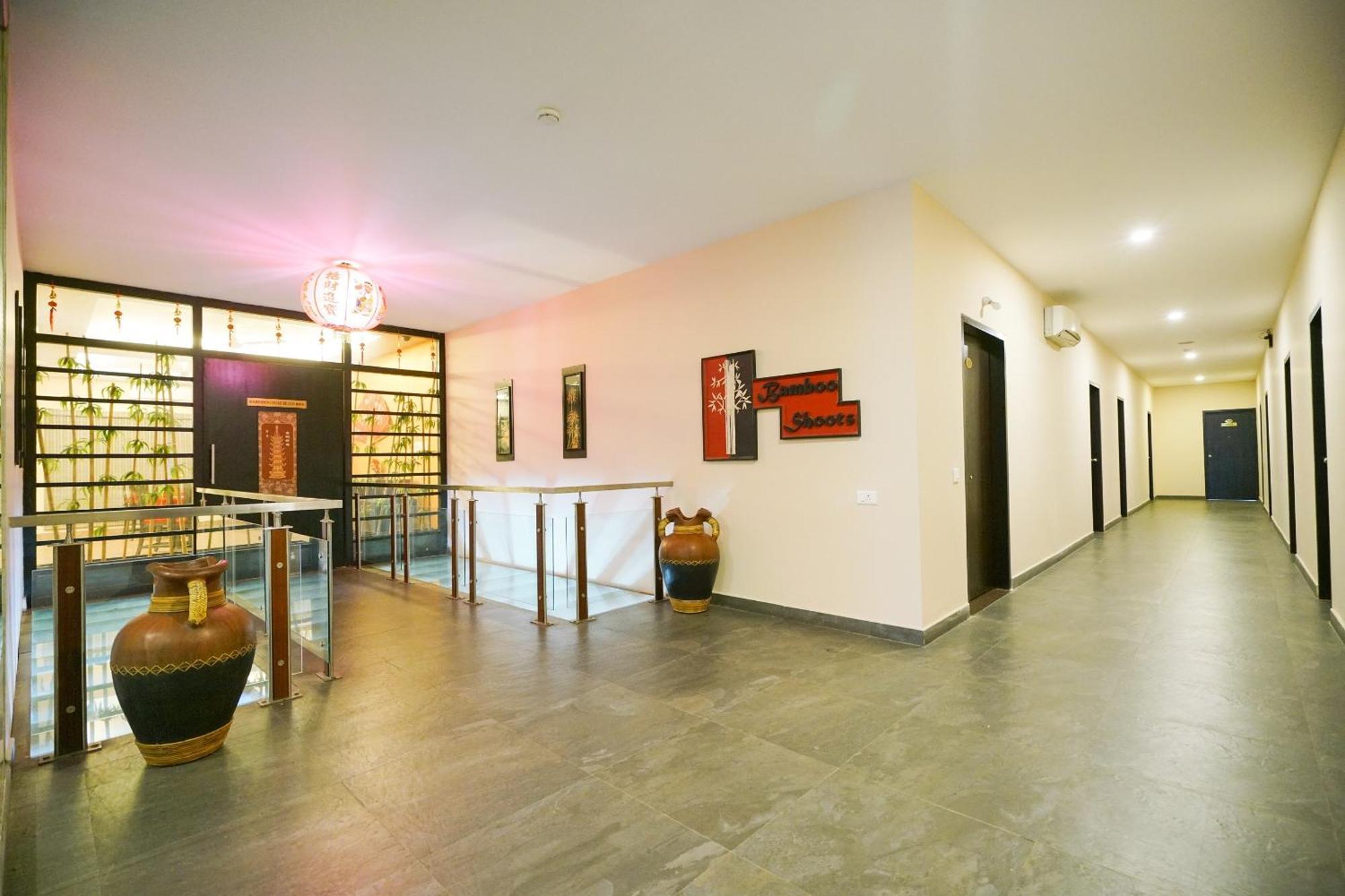 Super Townhouse Mookkannoor Tourist Home Angamaly Bagian luar foto